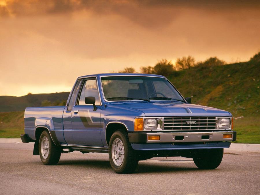  Toyota Truck Xtracab 2WD 1984 года  (фото 1 из 7)